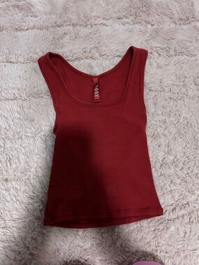 SKIMS Ribbed Tank Top in Deep Burgundy
